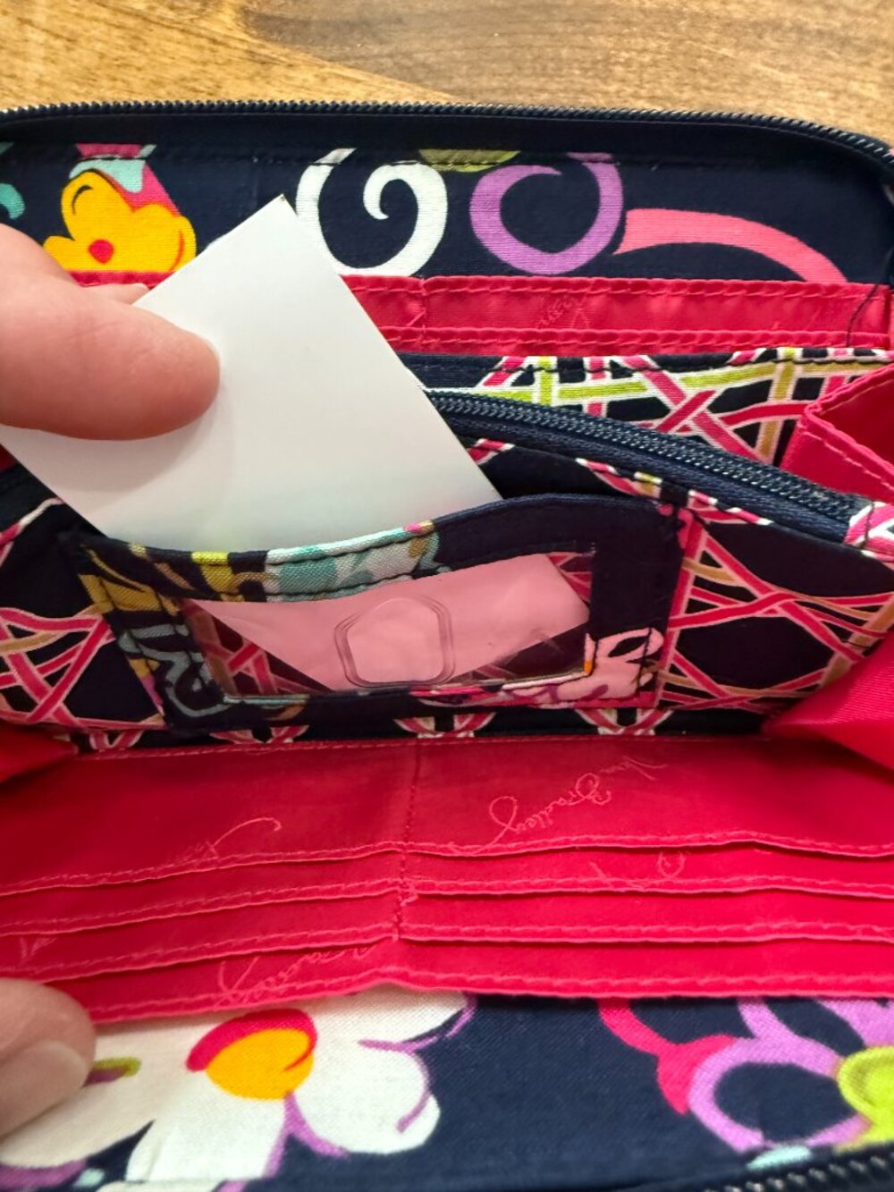 Vera Bradley Zip Around Accordion Wallet, Retired "Ribbons" Pattern, NWOT - Picture 7 of 16